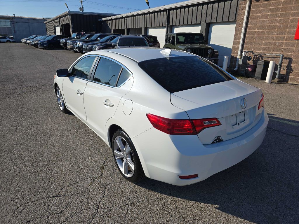 2013 Acura ILX Image 7