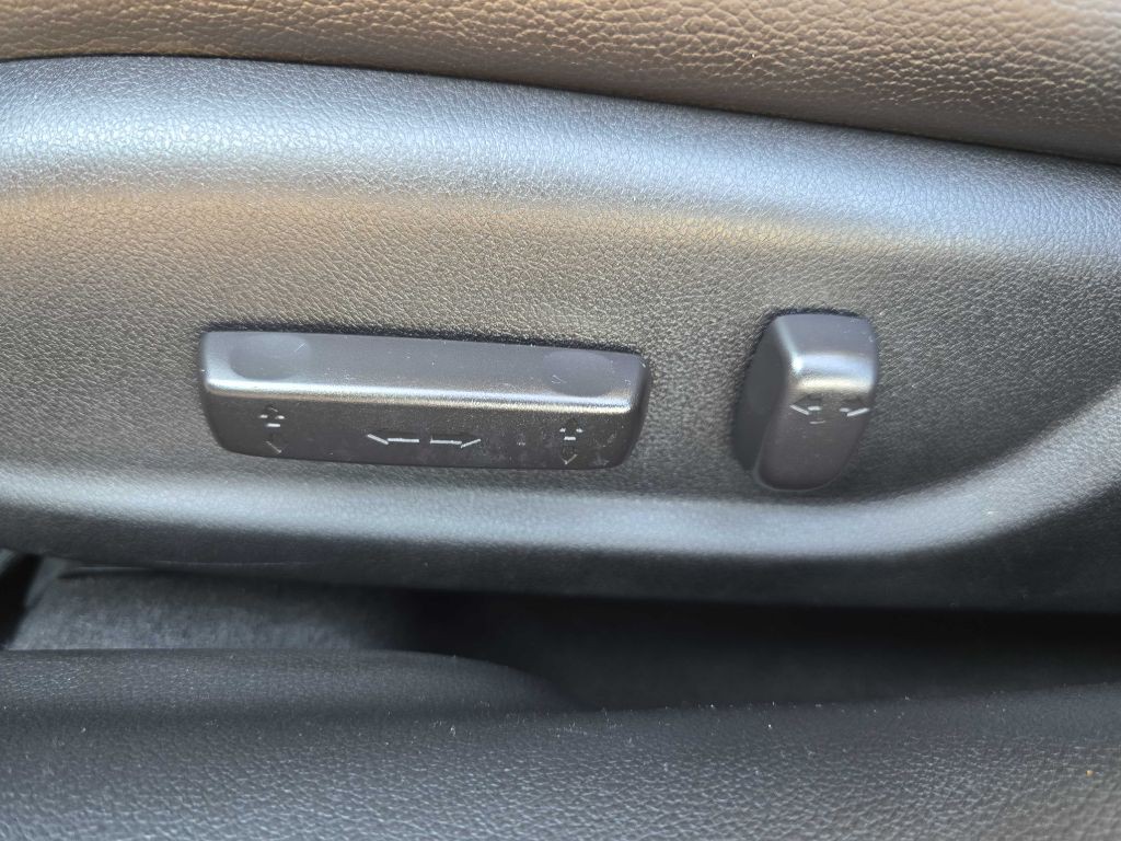 2013 Acura ILX Image 39