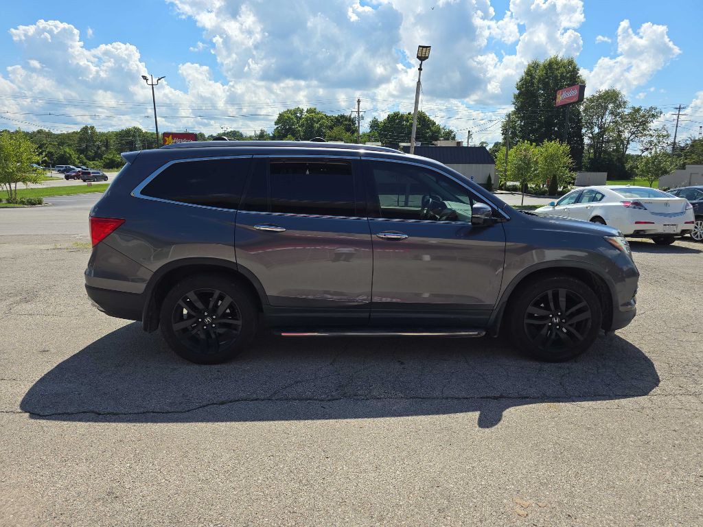 2017 Honda Pilot Image 9