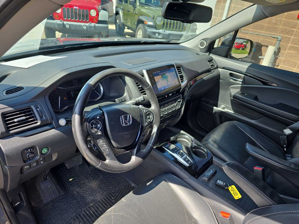 2017 Honda Pilot Image 18