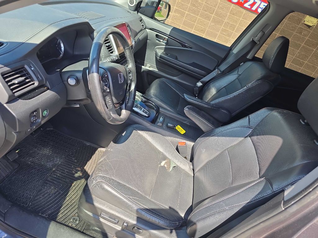 2017 Honda Pilot Image 19