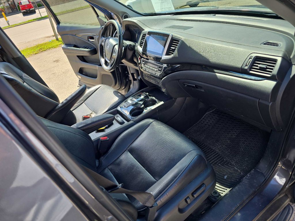 2017 Honda Pilot Image 21