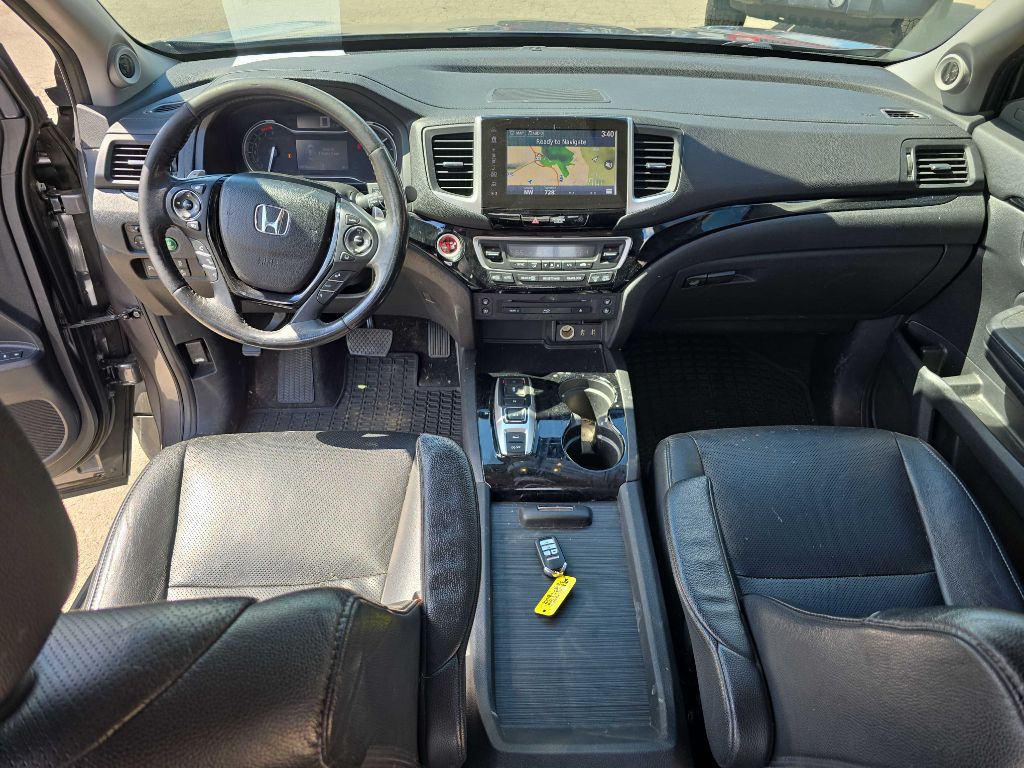 2017 Honda Pilot Image 22