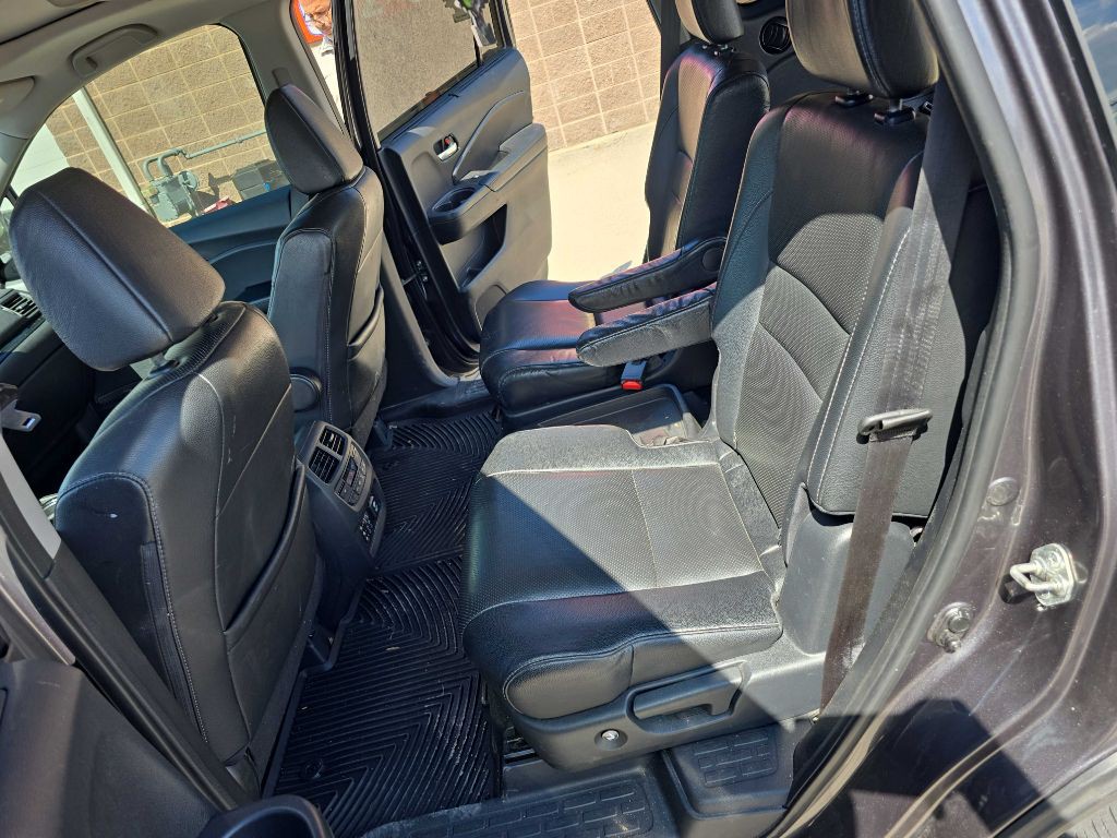 2017 Honda Pilot Image 24