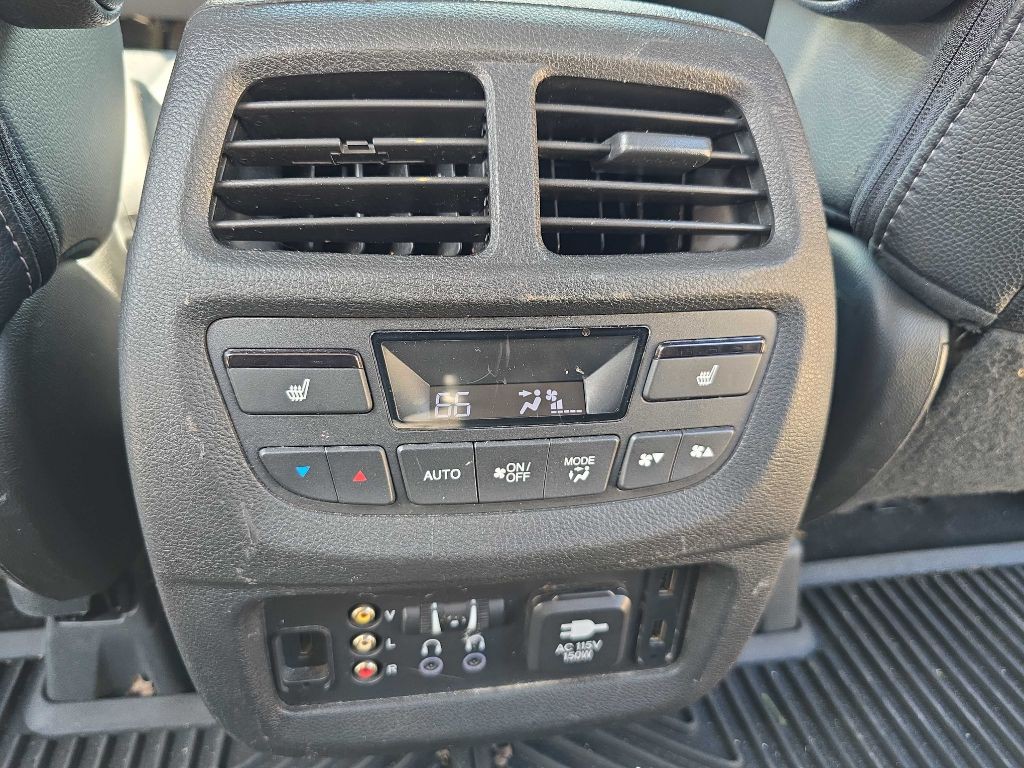2017 Honda Pilot Image 31