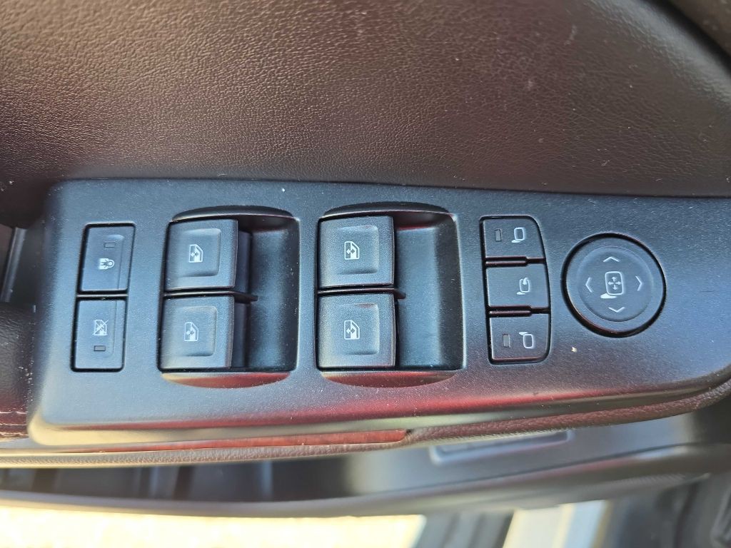 2020 GMC Yukon Image 44