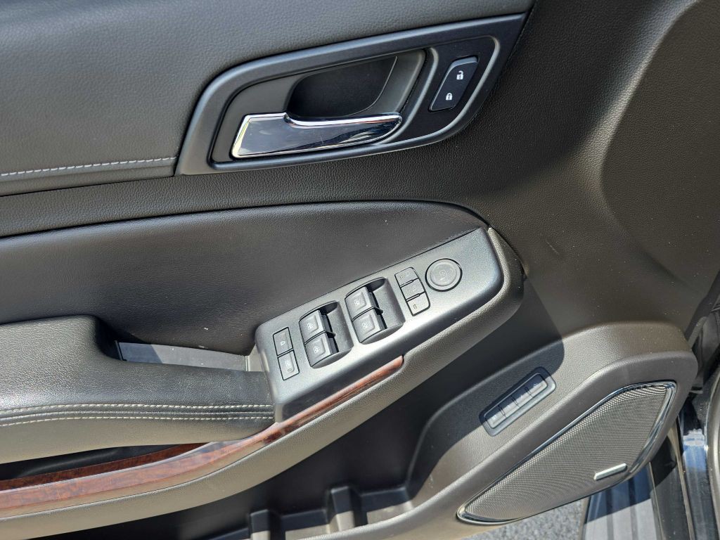 2020 GMC Yukon Image 40