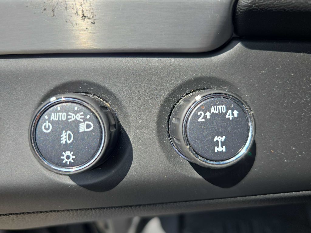 2020 GMC Yukon Image 42