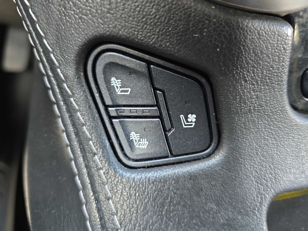 2020 GMC Yukon Image 57