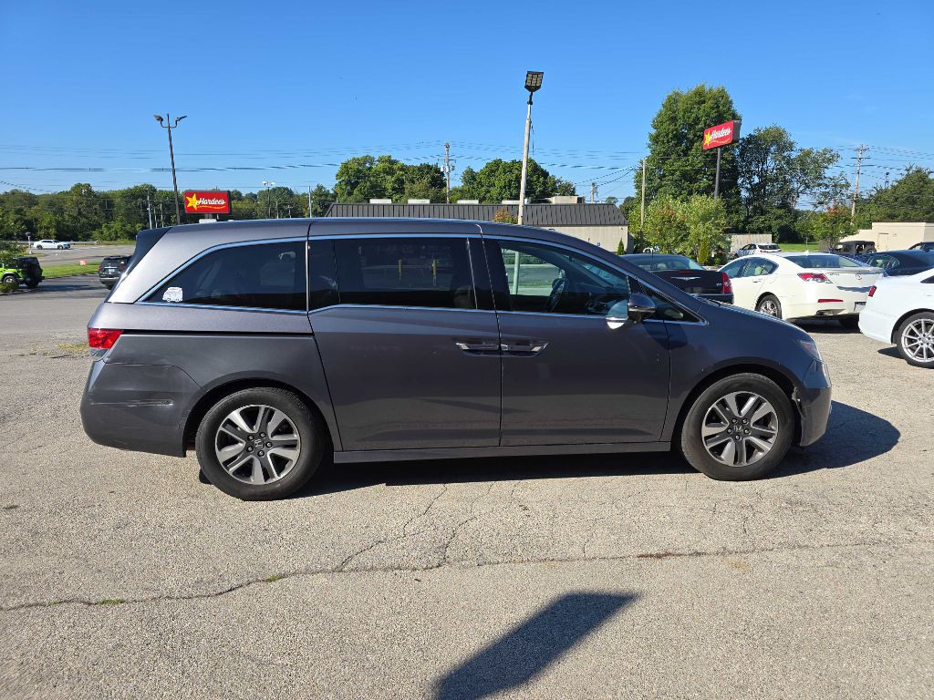 2017 Honda Odyssey Image 8