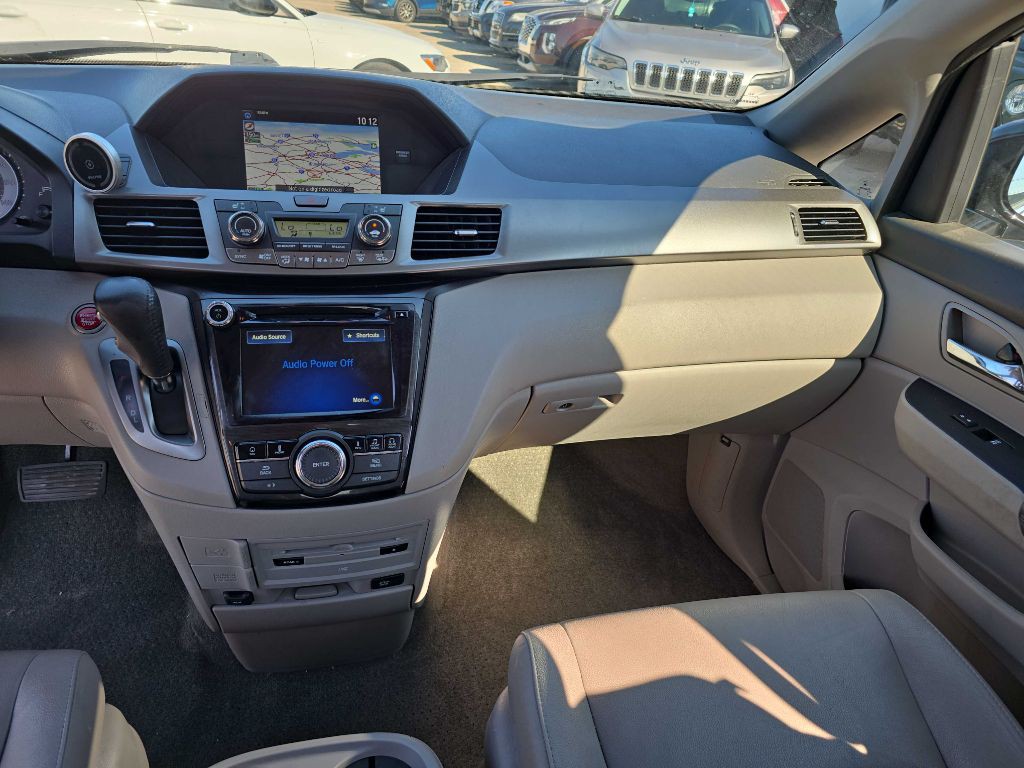 2017 Honda Odyssey Image 39