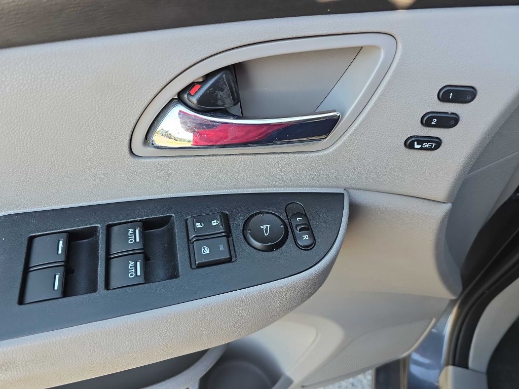 2017 Honda Odyssey Image 41
