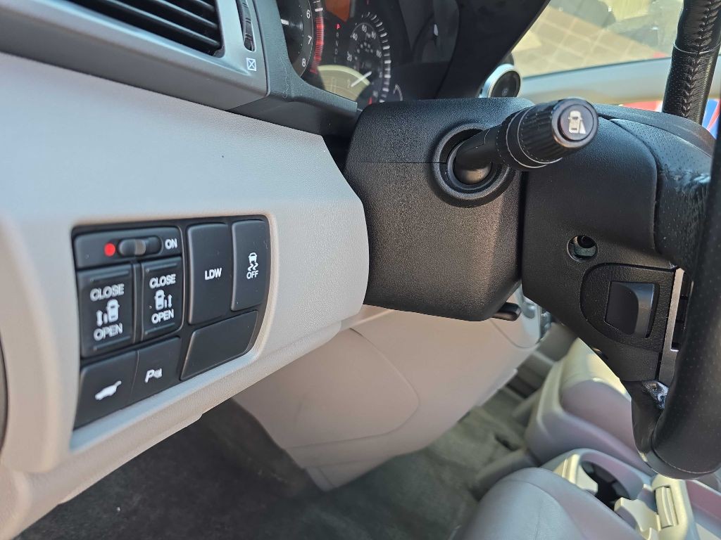 2017 Honda Odyssey Image 42