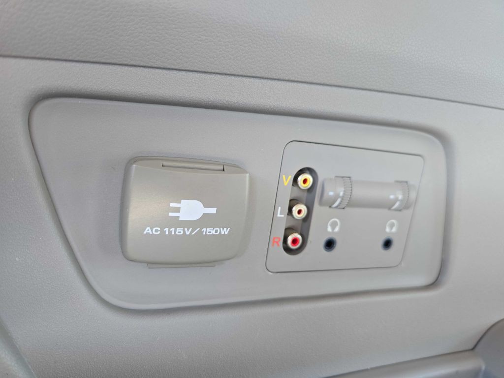 2017 Honda Odyssey Image 37