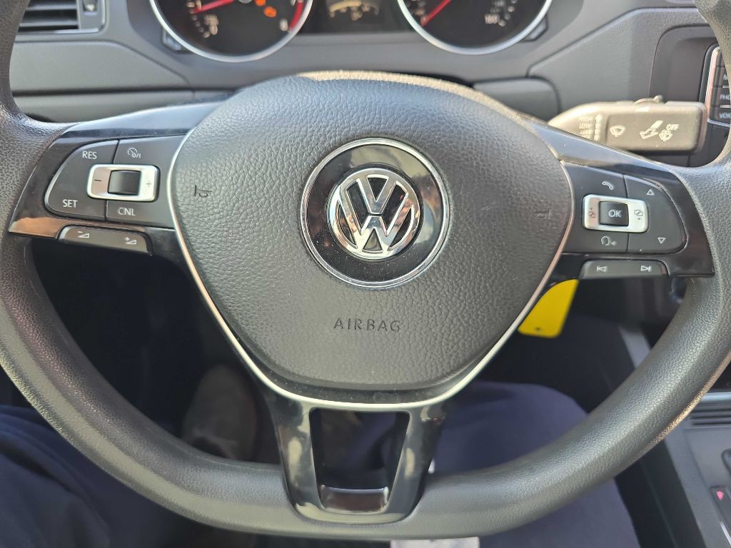 2016 Volkswagen Jetta Image 22