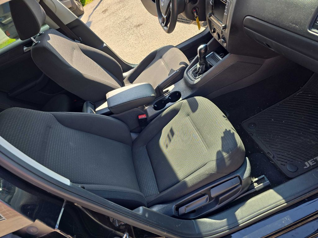 2016 Volkswagen Jetta Image 23
