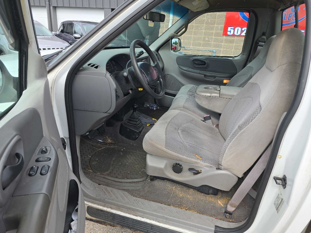 1999 Ford F-150 Image 24