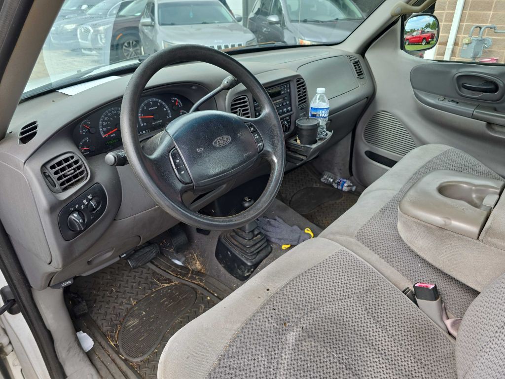 1999 Ford F-150 Image 28