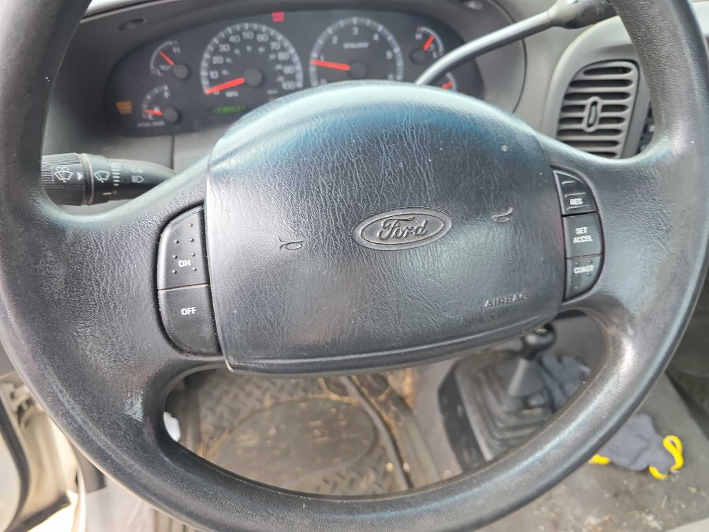 1999 Ford F-150 Image 31
