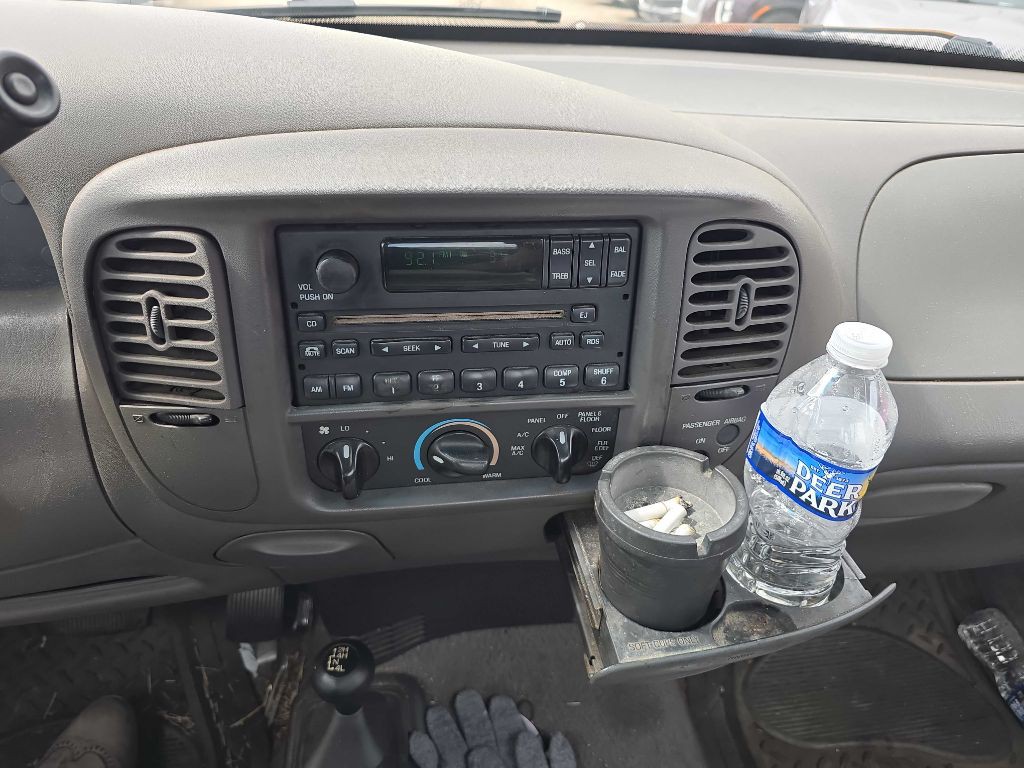 1999 Ford F-150 Image 35
