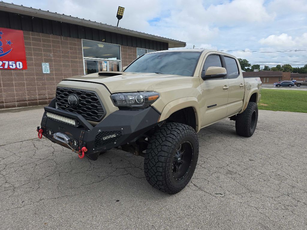 2019 Toyota Tacoma Image 2
