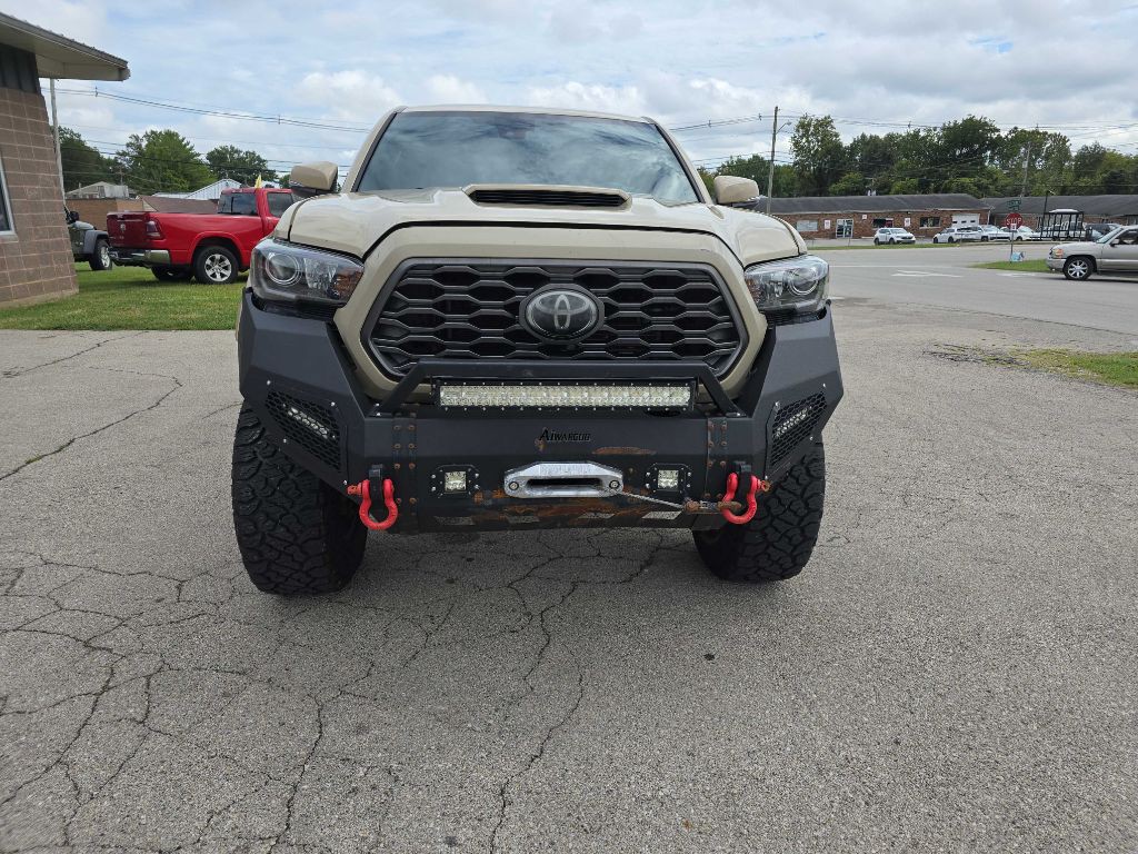 2019 Toyota Tacoma Image 9