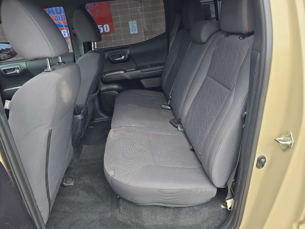 2019 Toyota Tacoma Image 28