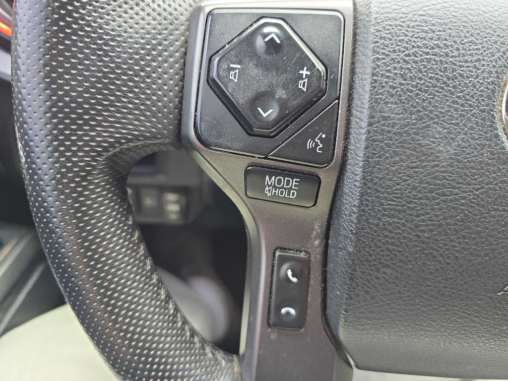 2019 Toyota Tacoma Image 30