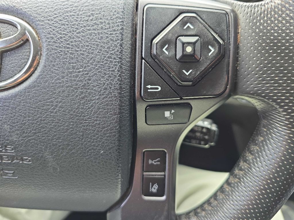 2019 Toyota Tacoma Image 31