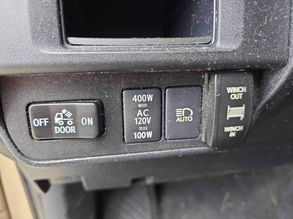 2019 Toyota Tacoma Image 32