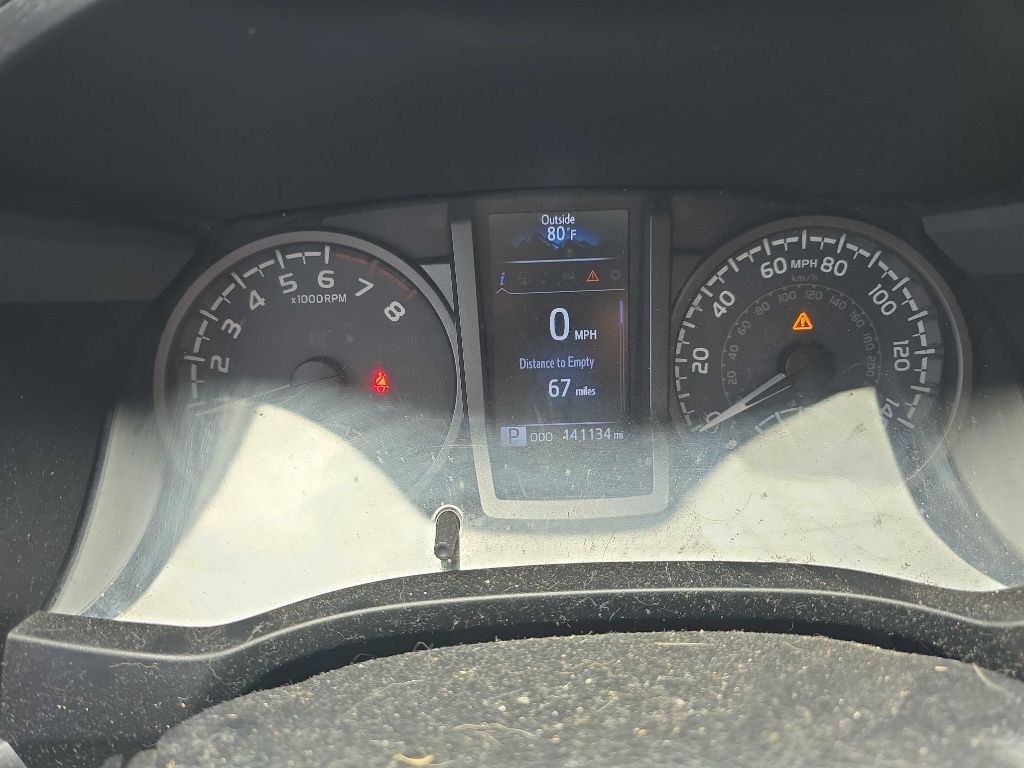 2019 Toyota Tacoma Image 35