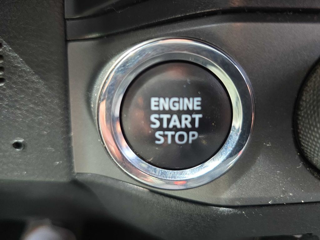 2019 Toyota Tacoma Image 45