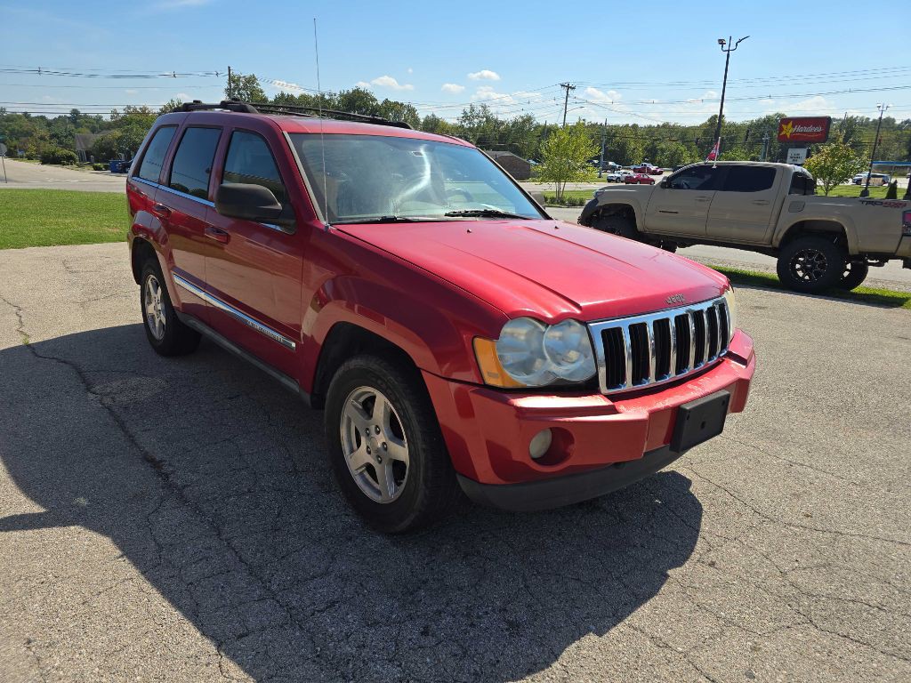 2005 Jeep Grand Cherokee Image 2