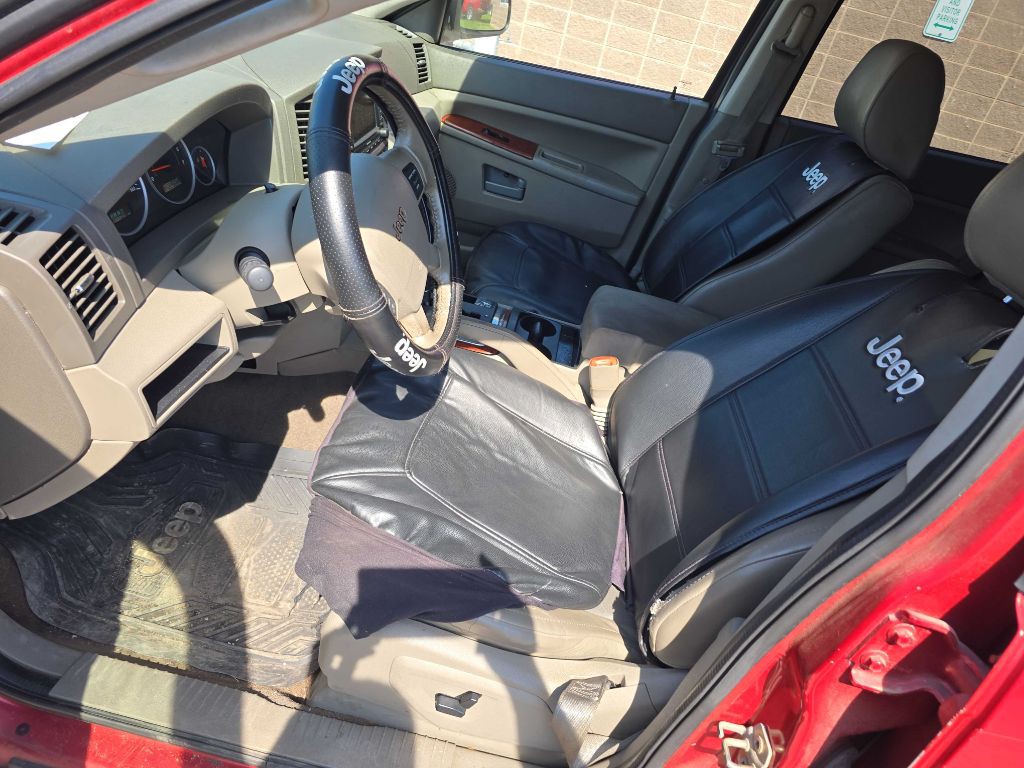 2005 Jeep Grand Cherokee Image 16
