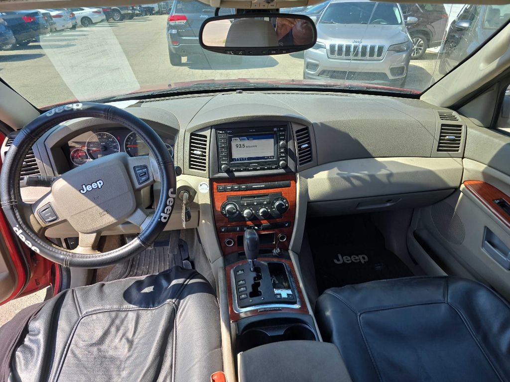 2005 Jeep Grand Cherokee Image 28