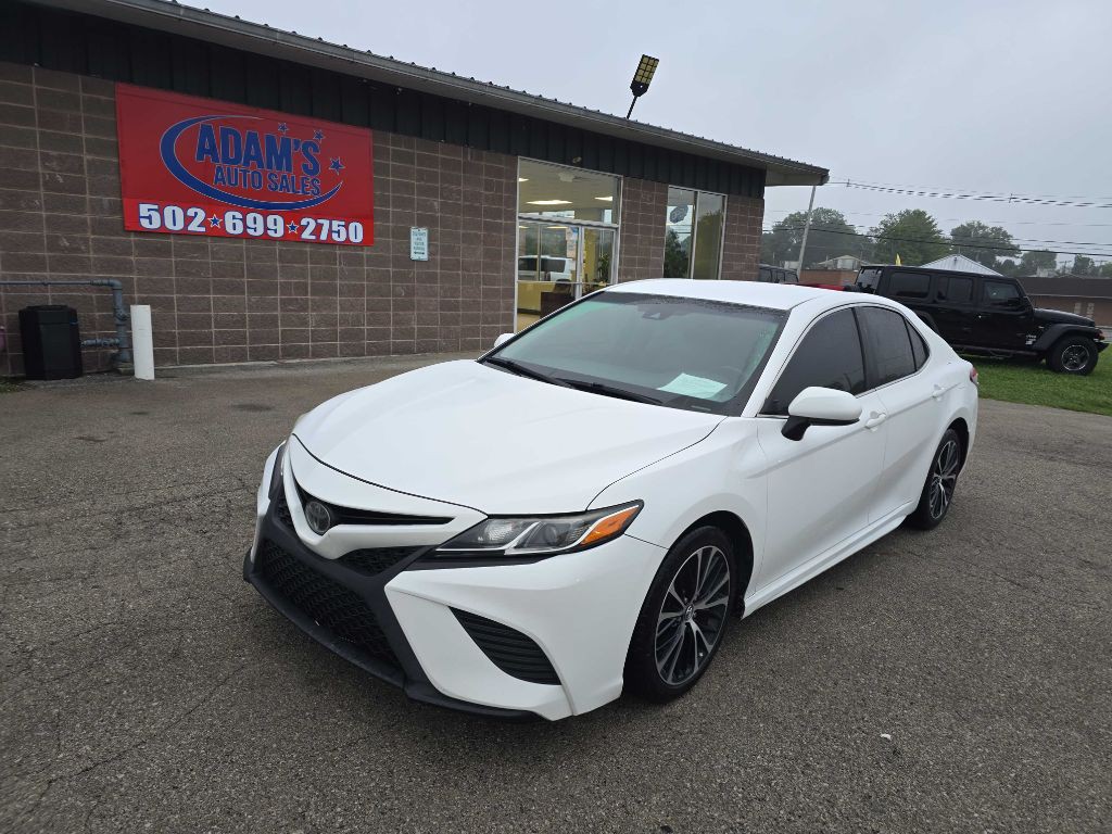 2018 Toyota Camry Image 2
