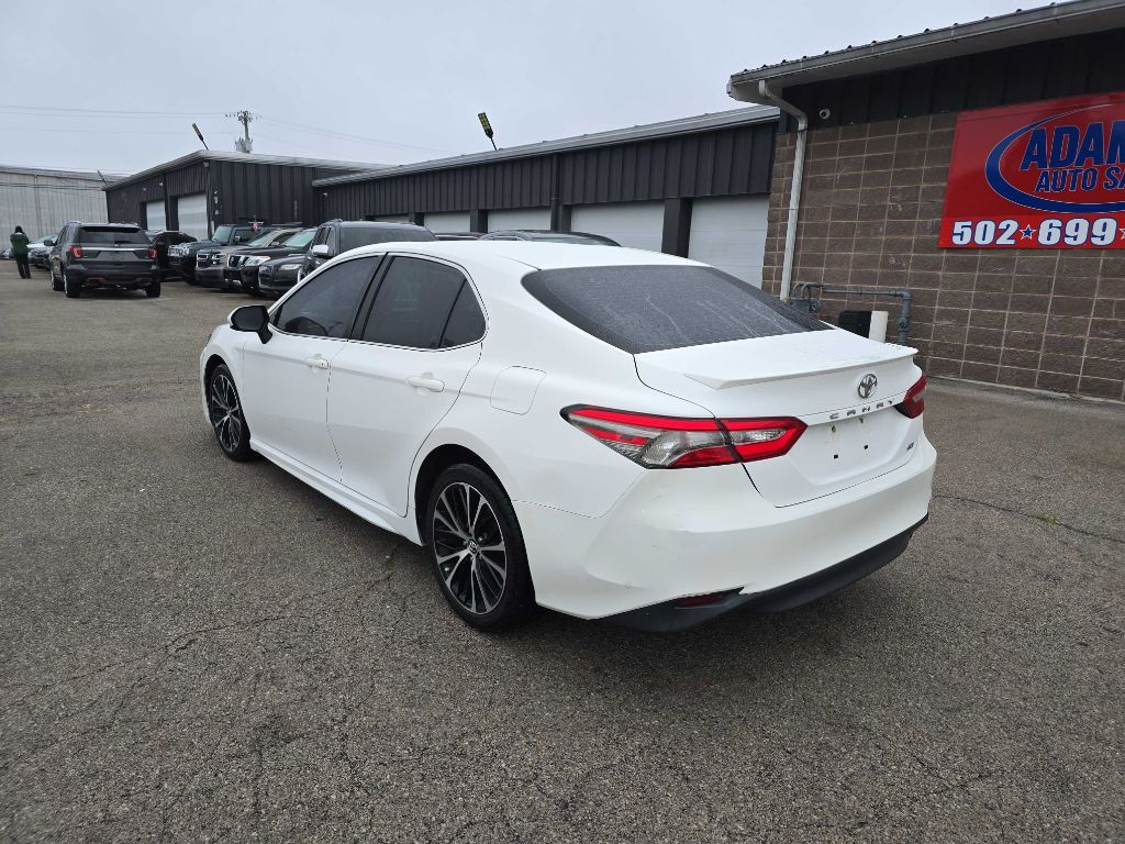 2018 Toyota Camry Image 4