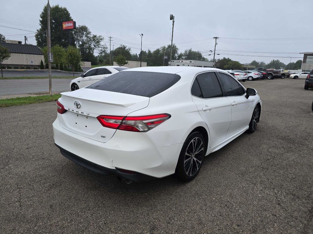 2018 Toyota Camry Image 5