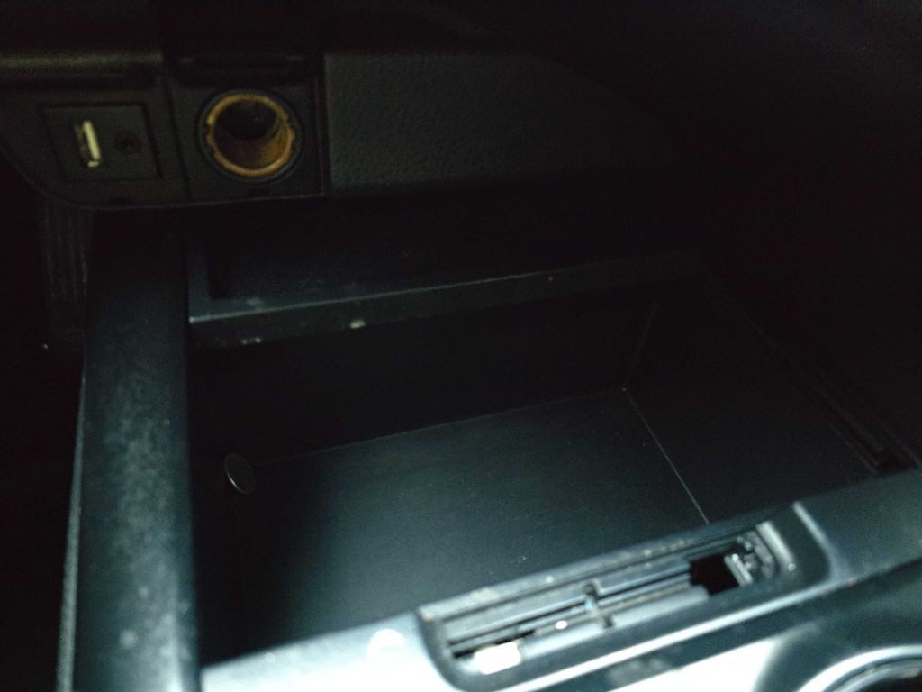 2018 Toyota Camry Image 36