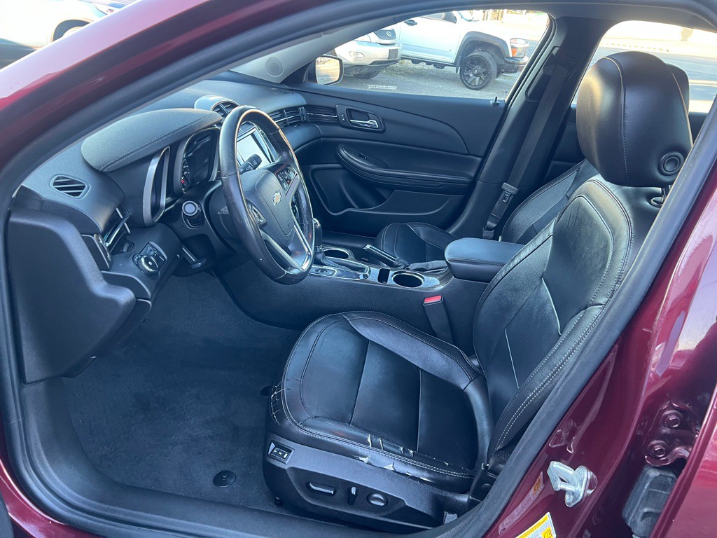 2015 Chevrolet Malibu Image 8