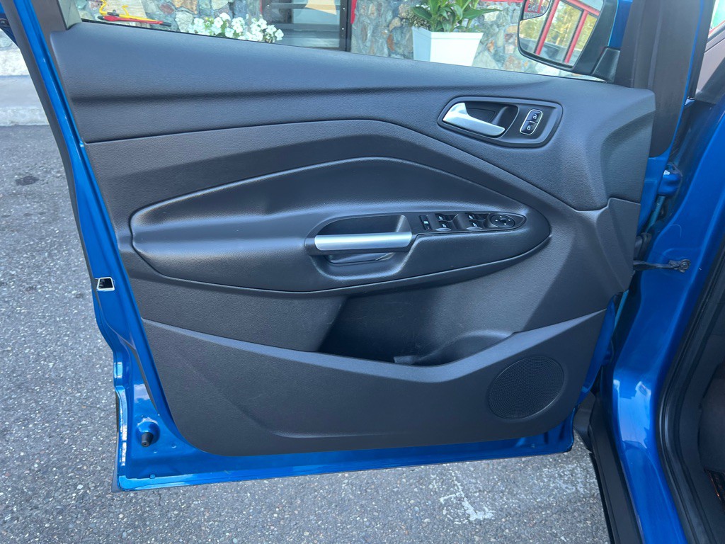 2017 Ford Escape Image 12