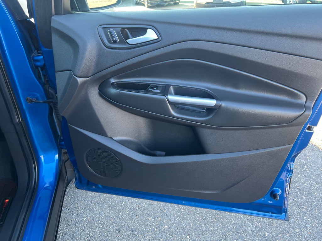 2017 Ford Escape Image 17