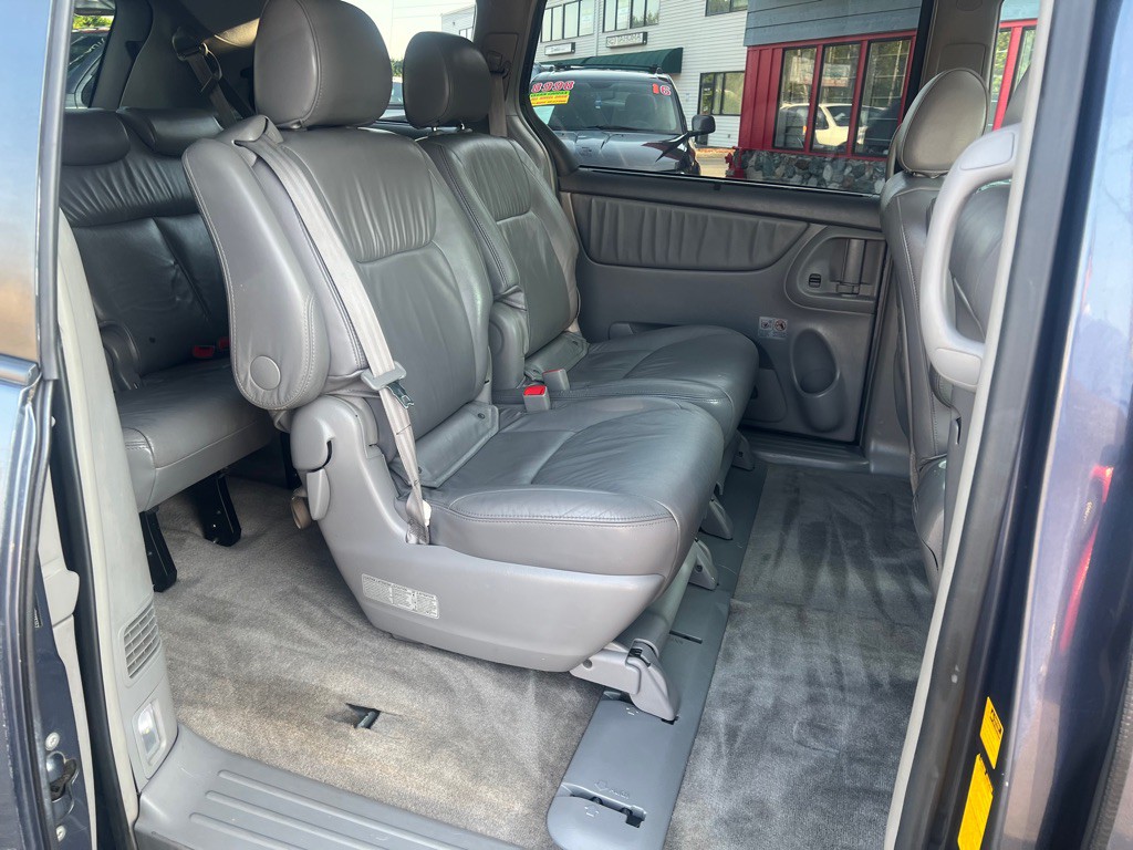 2007 Toyota Sienna Image 23