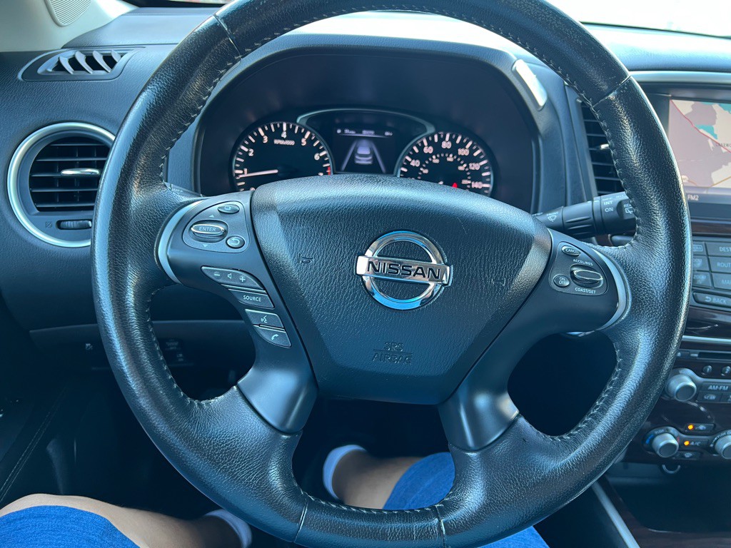 2014 Nissan Pathfinder Image 14