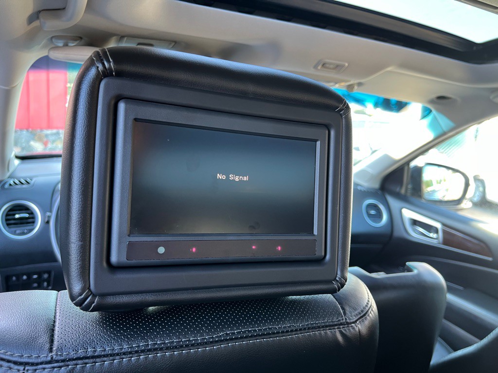 2014 Nissan Pathfinder Image 20