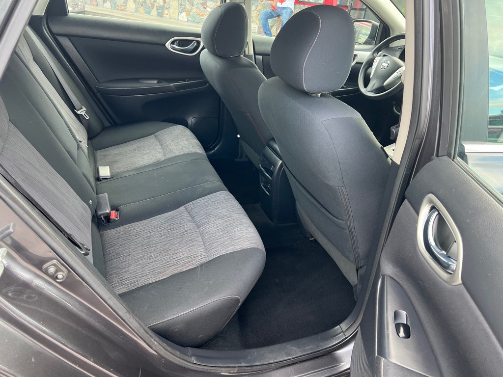2014 Nissan Sentra Image 15