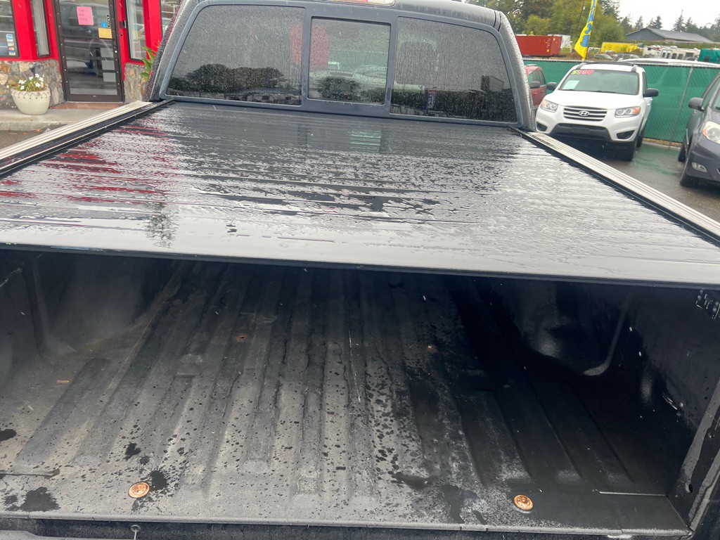 2005 Ford F-150 Image 6