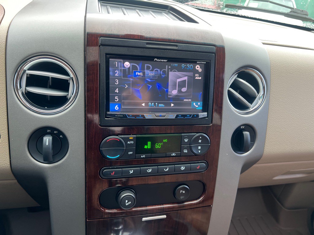 2005 Ford F-150 Image 11