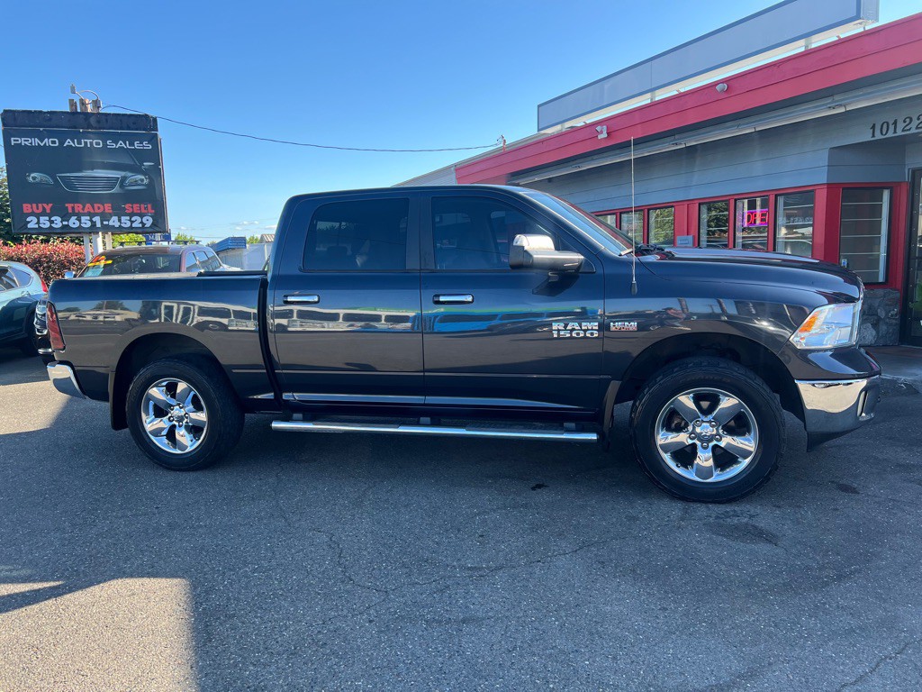 2013 RAM 1500 Image 2