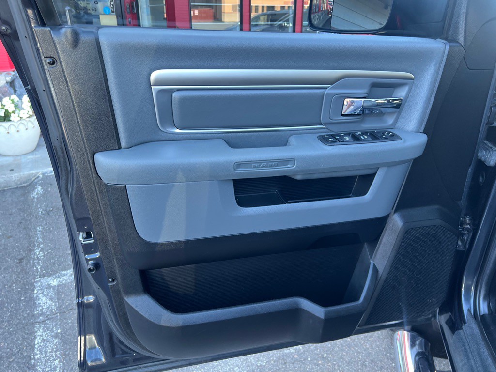 2013 RAM 1500 Image 14
